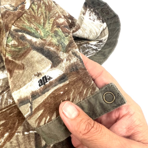 SHE Outdoor Apparel Camo T-Shirt Size XS - Picture 9 of 16